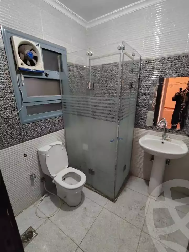 https://aqarmap.com.eg/en/listing/6042484-for-rent-cairo-mokattam-lhdb-l-ly