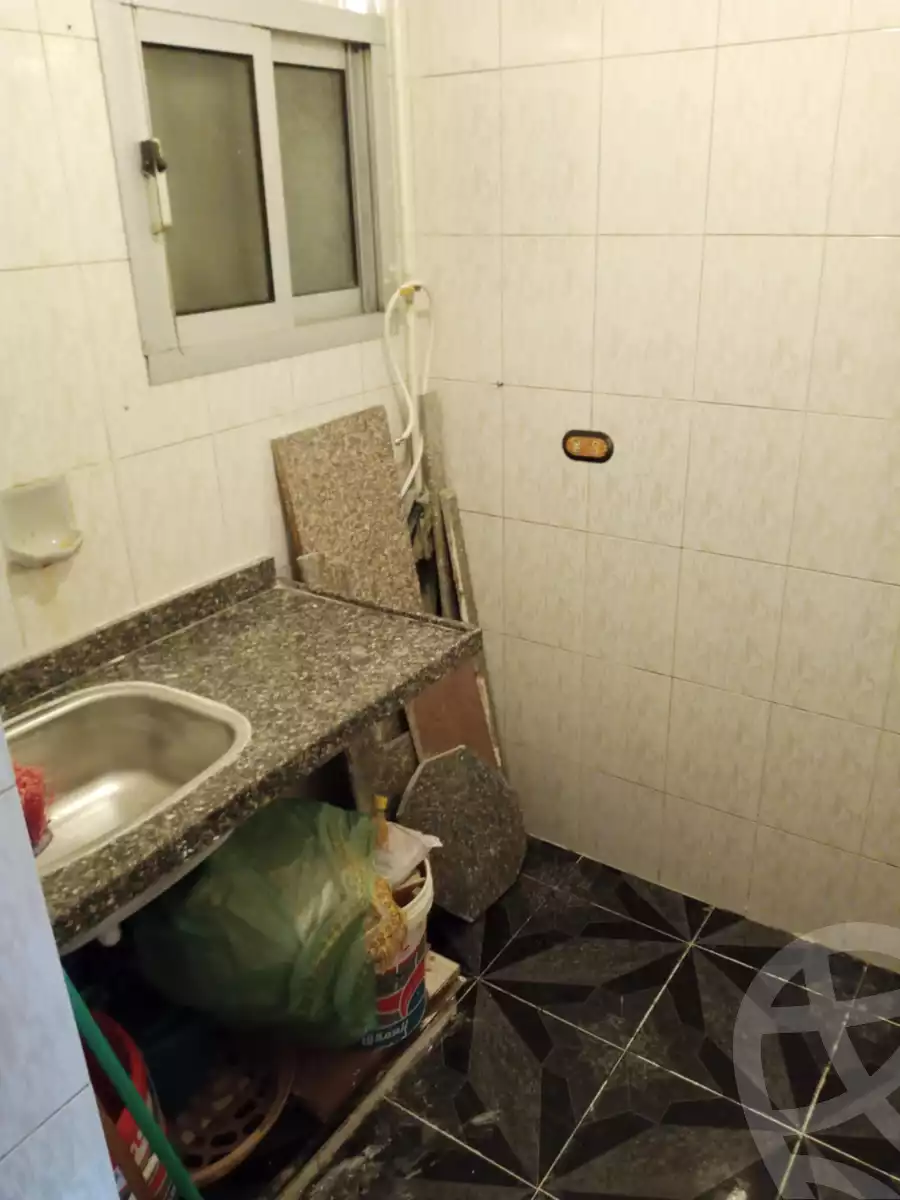 https://aqarmap.com.eg/en/listing/6043933-for-sale-alexandria-moharram-bey-emberouz