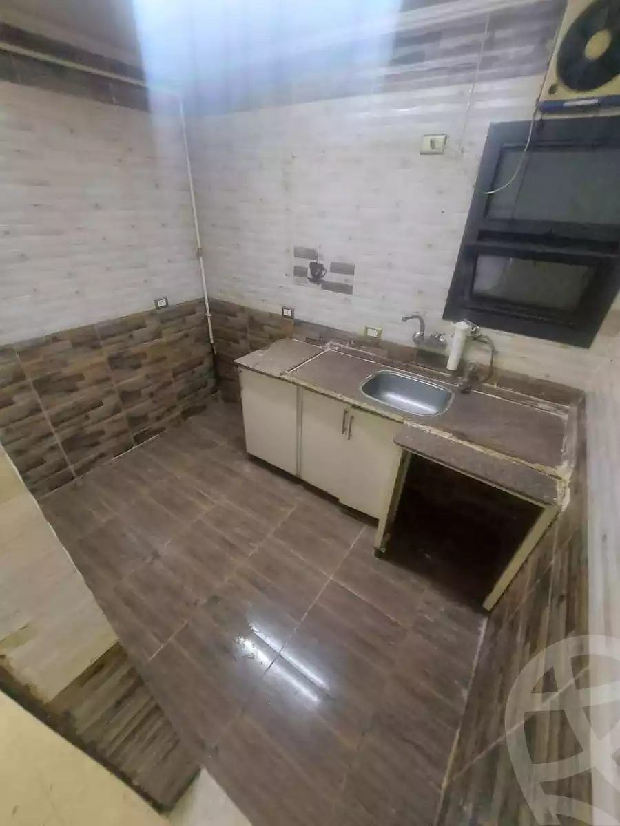 https://aqarmap.com.eg/en/listing/6044043-for-sale-cairo-helwan-helwan-el-sharkeya-mostafa-safwat-st