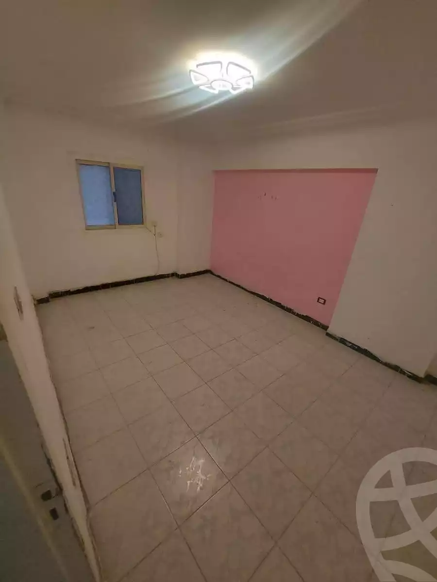 https://aqarmap.com.eg/en/listing/6044075-for-rent-cairo-helwan-helwan-el-sharkeya-heidar-st