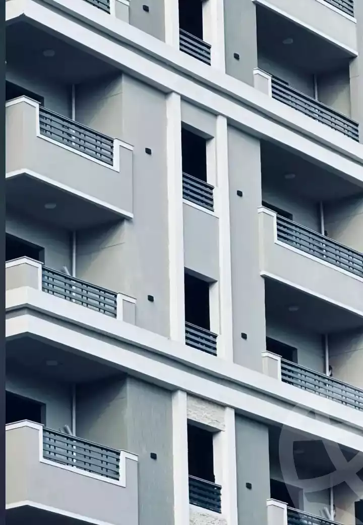 https://aqarmap.com.eg/ar/listing/6044196-for-sale-alexandria-mntq-fr-y-blskndry-el-awayed