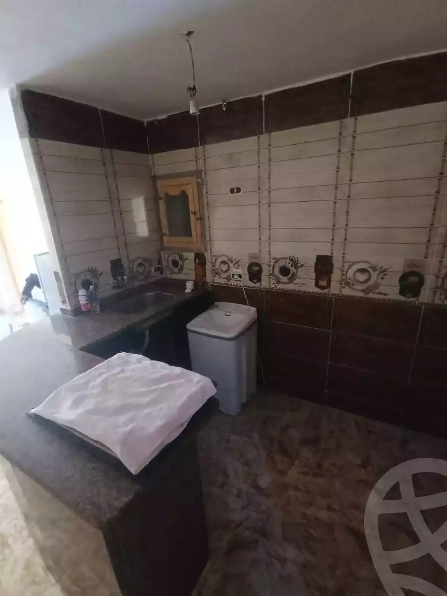 https://aqarmap.com.eg/en/listing/6044601-for-sale-alexandria-l-jmy-el-hanouvel-el-warsha-st