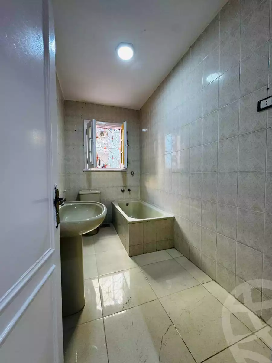 https://aqarmap.com.eg/en/listing/6044873-for-sale-alexandria-l-jmy-shataa-el-nakheel