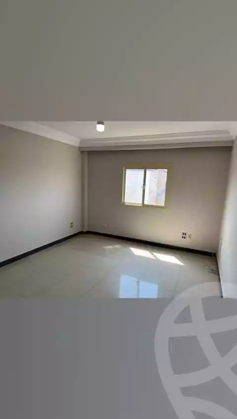 https://aqarmap.com.eg/en/listing/6045936-for-sale-cairo-mokattam-lhdb-l-ly-el-madina-el-monawara-st