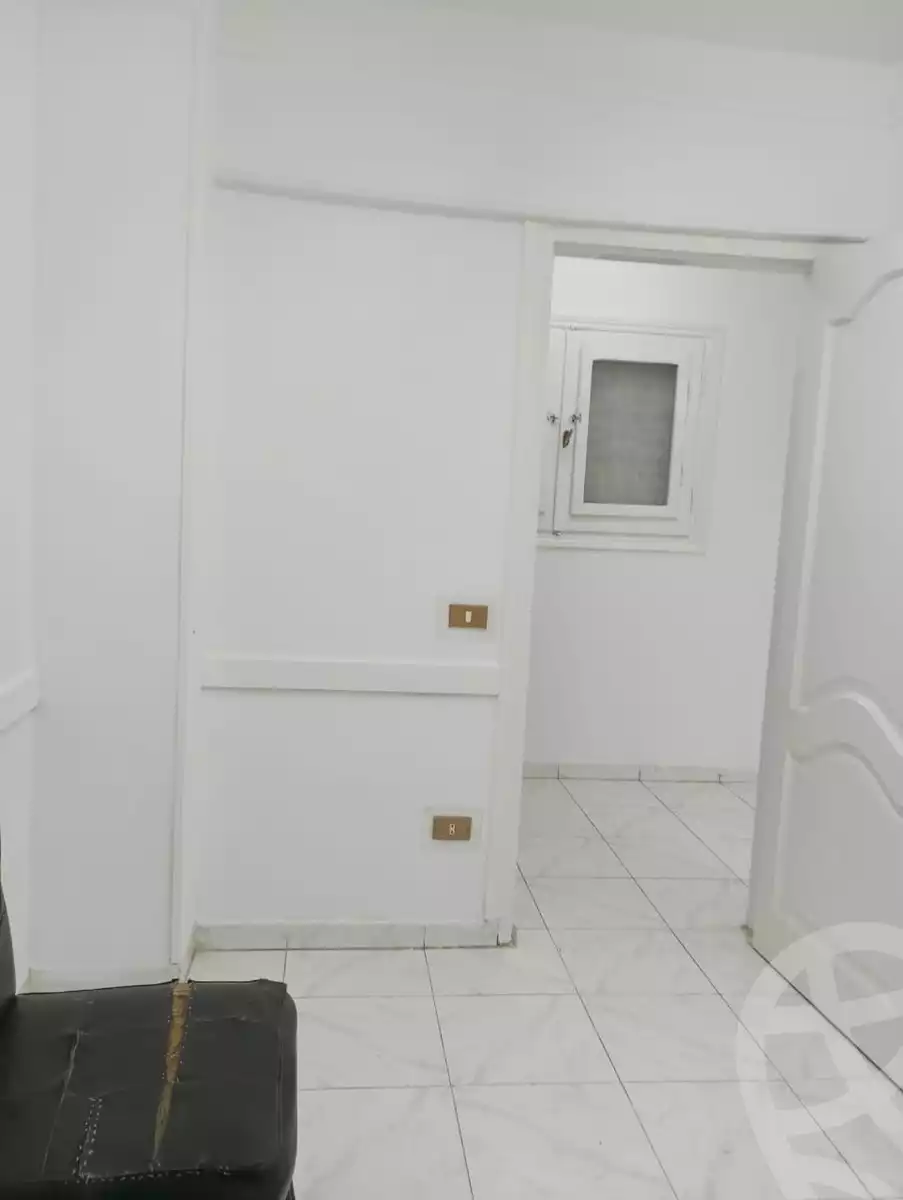 https://aqarmap.com.eg/en/listing/6046040-for-rent-alexandria-sporting-luxor-st
