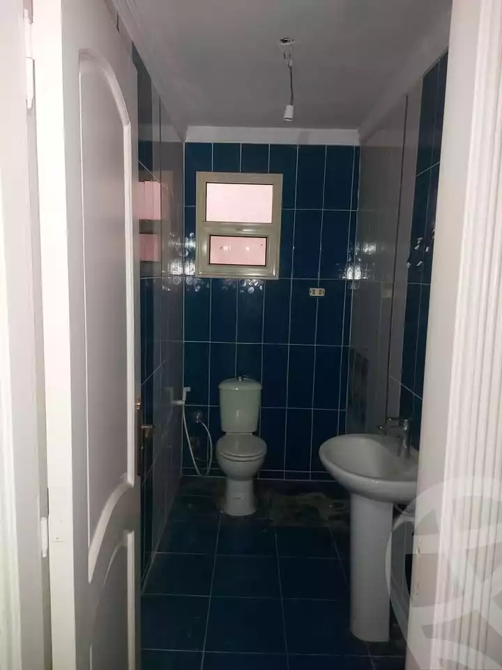 https://aqarmap.com.eg/ar/listing/6046424-for-rent-alexandria-ganaklis