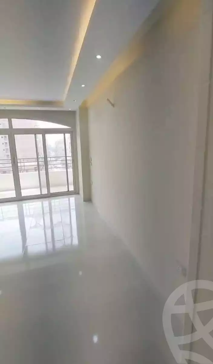 https://aqarmap.com.eg/en/listing/6047475-for-rent-cairo-helwan-helwan-el-sharkeya-heidar-st