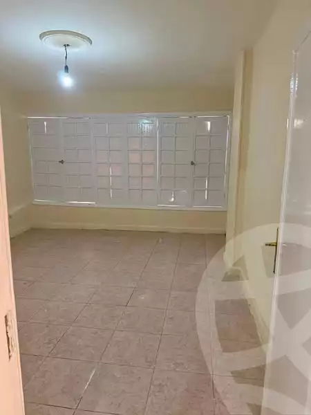 https://aqarmap.com.eg/en/listing/6048296-for-sale-cairo-mokattam-lhdb-l-ly-shareaa-9