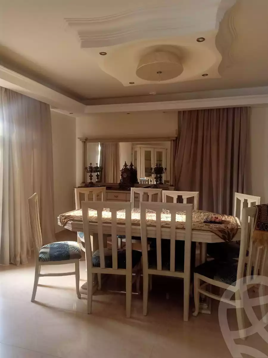 https://aqarmap.com.eg/en/listing/6048840-for-sale-cairo-el-sheikh-zayed-city-compounds-el-yasmeen-compound