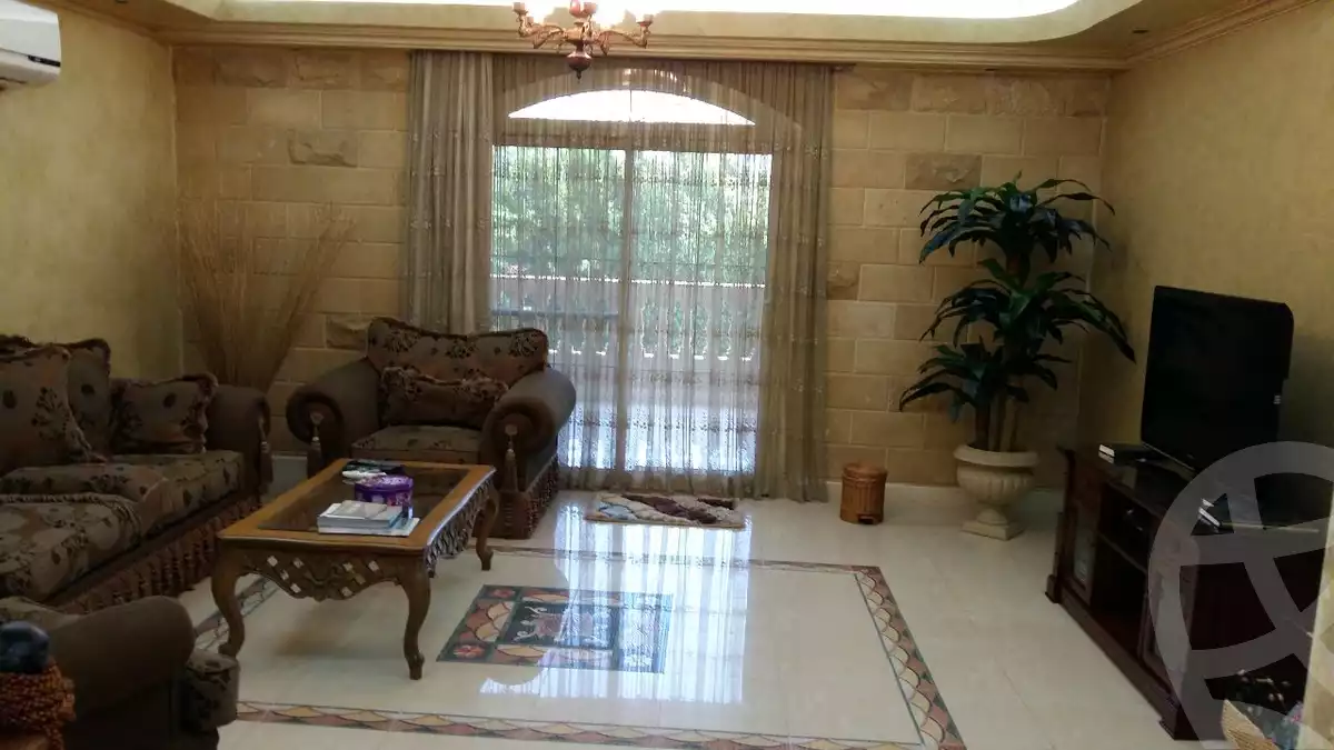 https://aqarmap.com.eg/en/listing/6048884-for-sale-cairo-6th-of-october-compounds-el-safwa