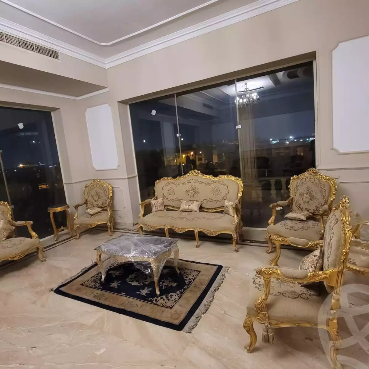 https://aqarmap.com.eg/en/listing/6048929-for-sale-cairo-el-sheikh-zayed-city-compounds-royal-city