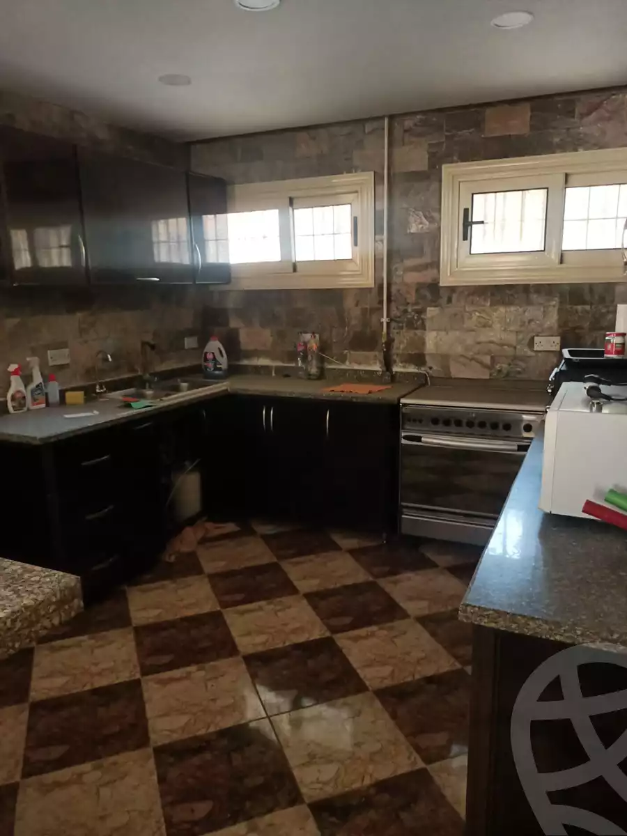 https://aqarmap.com.eg/en/listing/6048988-for-sale-cairo-el-sheikh-zayed-city-compounds-el-yasmeen-compound