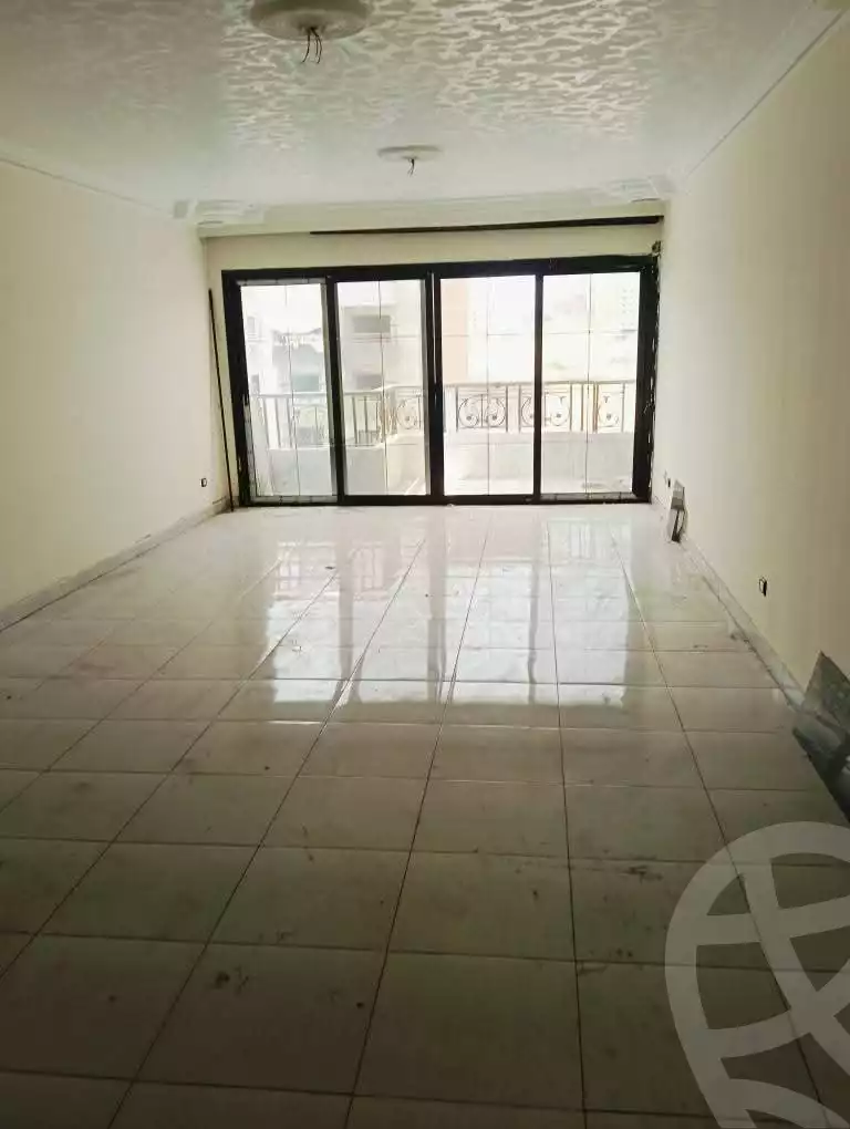 https://aqarmap.com.eg/en/listing/6049642-for-rent-cairo-mokattam-lhdb-l-ly-shareaa-9