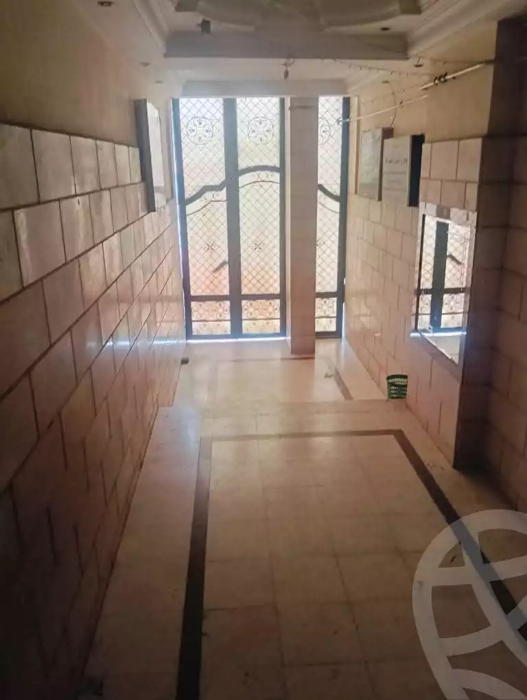 https://aqarmap.com.eg/en/listing/6049642-for-rent-cairo-mokattam-lhdb-l-ly-shareaa-9