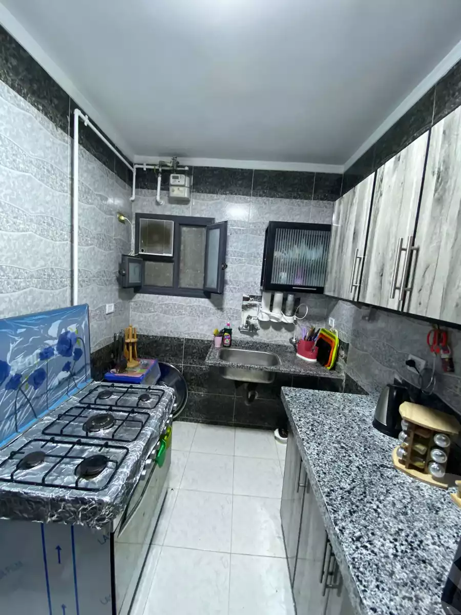https://aqarmap.com.eg/en/listing/6050534-for-sale-cairo-helwan-helwan-el-sharkeya-zaki-hawas-st