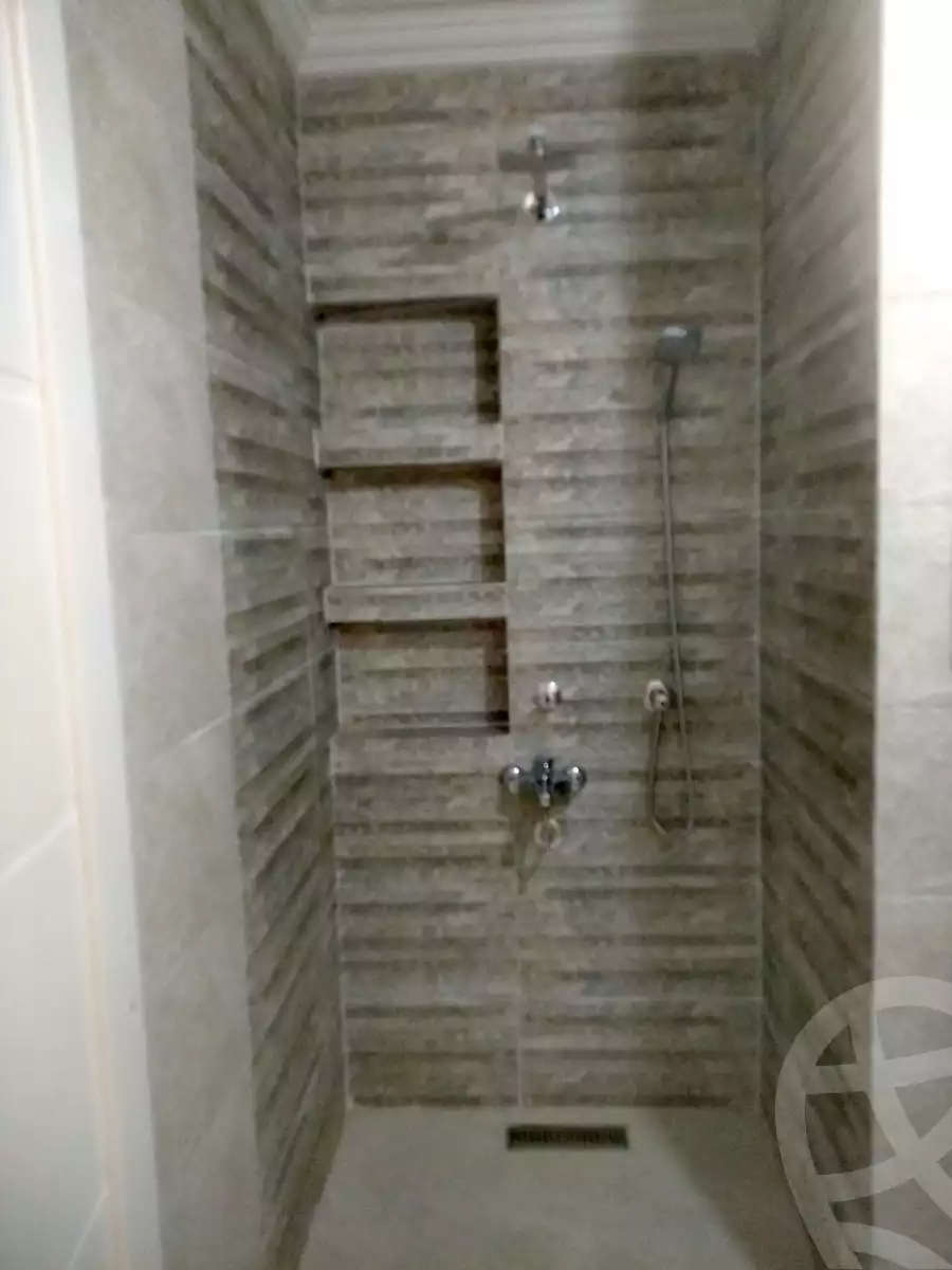 https://aqarmap.com.eg/en/listing/6051229-for-sale-alexandria-l-jmy-lbytsh-bianchiii