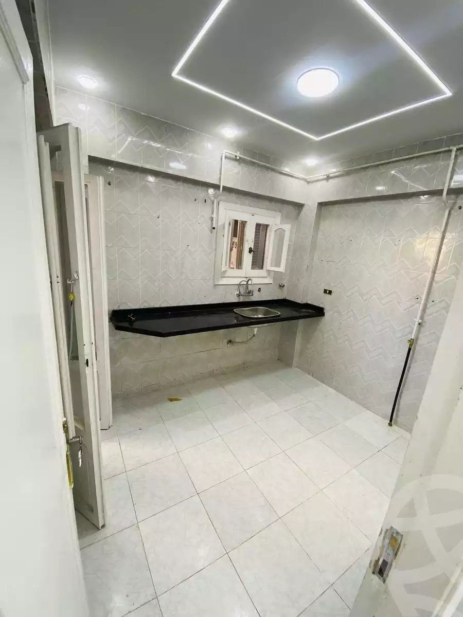 https://aqarmap.com.eg/en/listing/6051636-for-sale-alexandria-l-jmy-lbytsh-al-nouqrashi-st