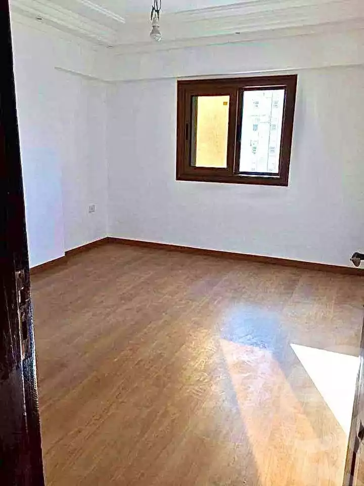 https://aqarmap.com.eg/en/listing/6052183-for-rent-alexandria-glim