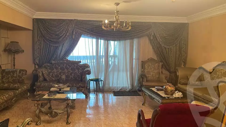 https://aqarmap.com.eg/ar/listing/6052329-for-sale-alexandria-camp-cesar-el-gaish-rd