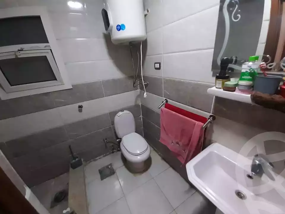 https://aqarmap.com.eg/en/listing/6052510-for-sale-alexandria-ganaklis-shr-mrtdy-bsh