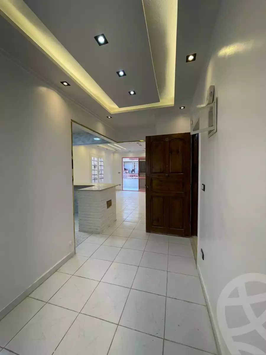 https://aqarmap.com.eg/en/listing/6052710-for-sale-alexandria-l-jmy-shataa-el-nakheel-no-8-st