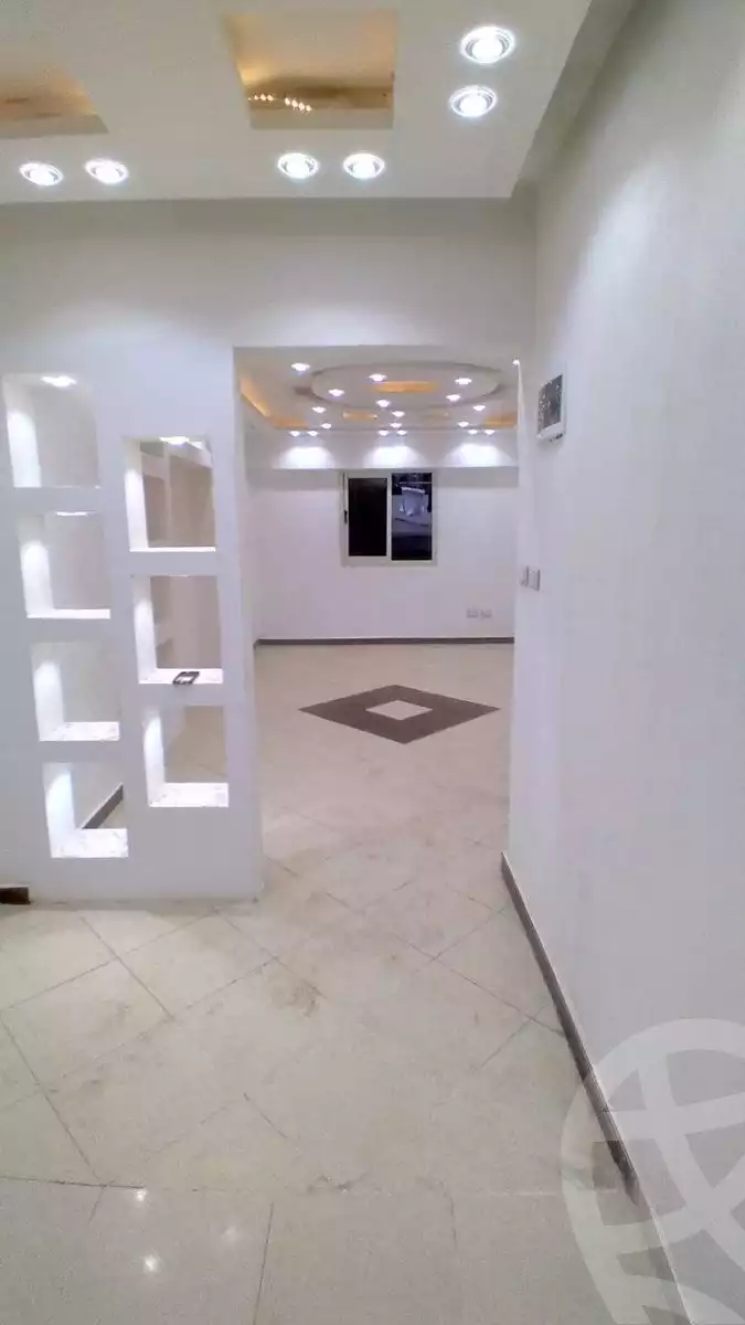 https://aqarmap.com.eg/ar/listing/6052943-for-sale-alexandria-miami