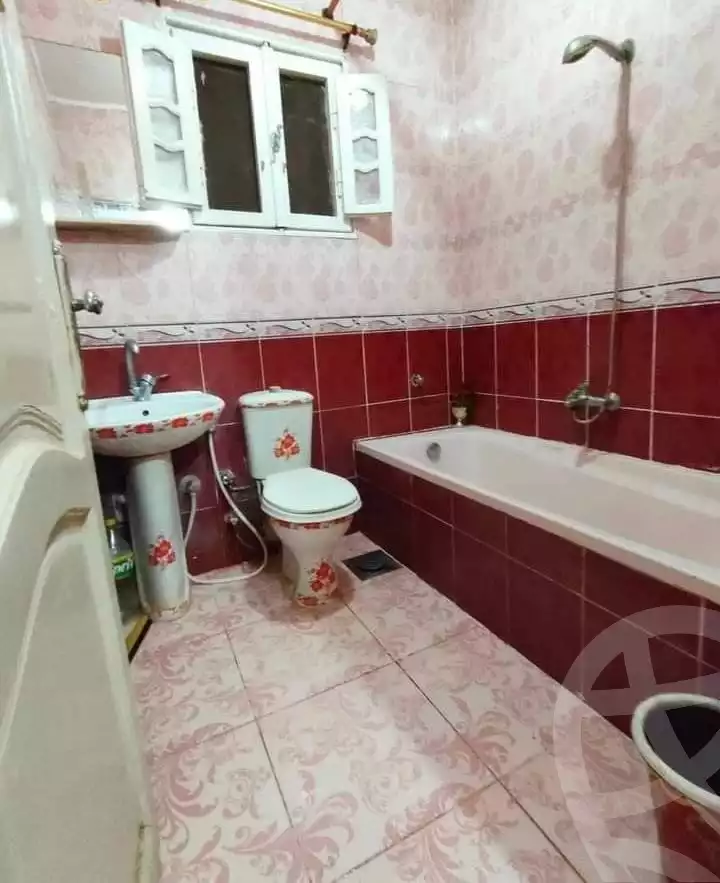 https://aqarmap.com.eg/ar/listing/6054386-for-sale-alexandria-l-jmy-lbytsh-el-saleheen-mosque-st