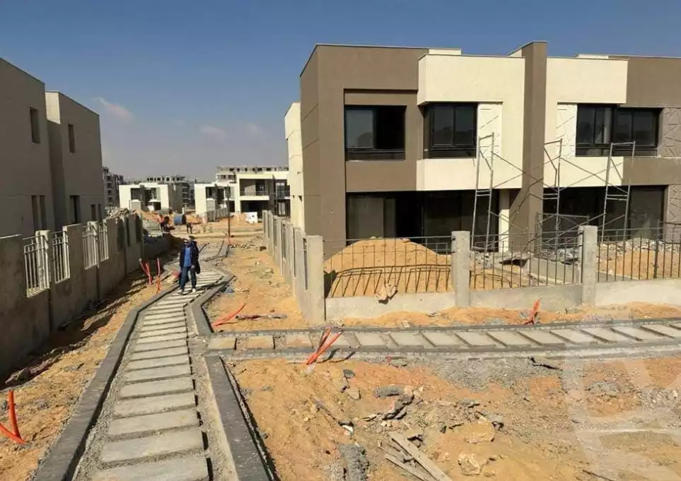 https://aqarmap.com.eg/en/listing/6056446-for-sale-cairo-6th-of-october-hadaeq-october-kmbwnd-fy-hdyq-ktwbr-badya-compound-palm-hills