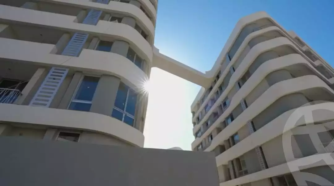 https://aqarmap.com.eg/ar/listing/6057444-for-sale-cairo-new-cairo-lmstqbl-syty-compounds-bloomfields