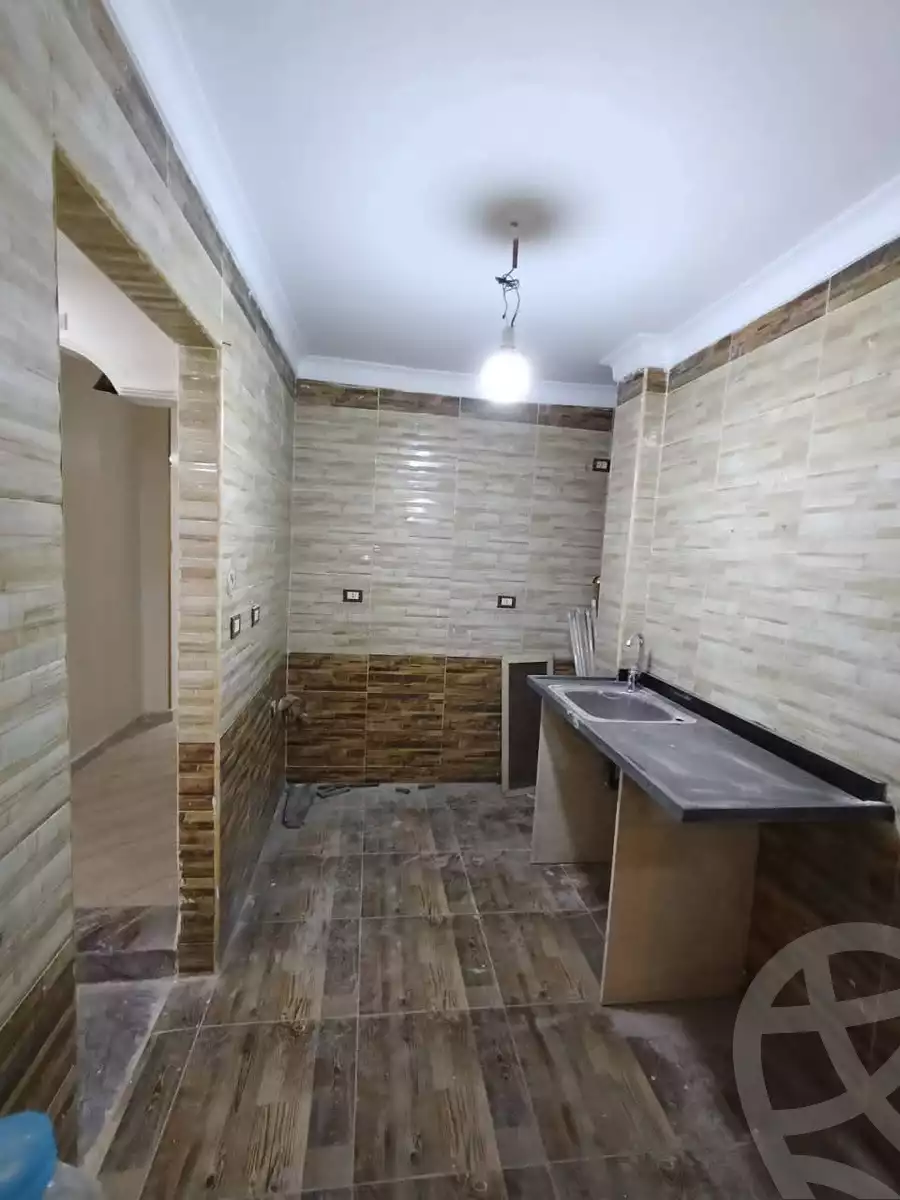 https://aqarmap.com.eg/en/listing/6058111-for-sale-cairo-helwan-helwan-el-sharkeya-ryad-pasha-st