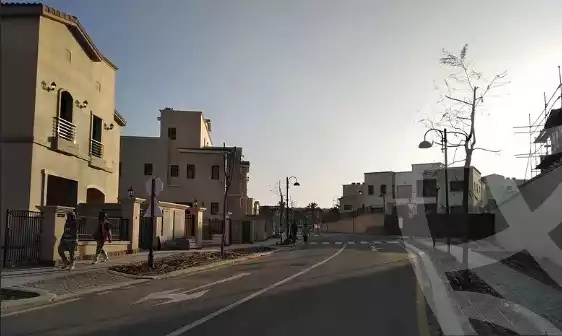 https://aqarmap.com.eg/ar/listing/6058568-for-rent-cairo-mokattam-compounds-uptown-cairo