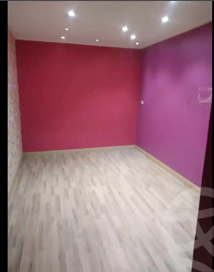 https://aqarmap.com.eg/en/listing/6058833-for-sale-cairo-el-haram-shareaa-el-haram