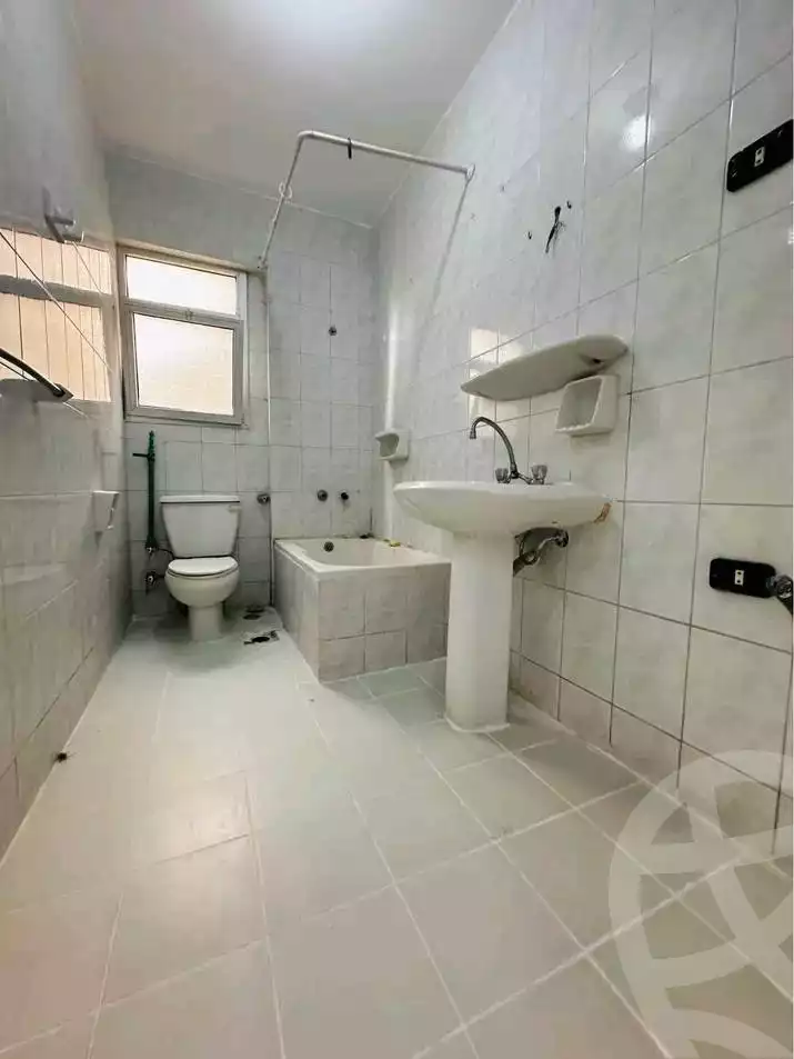 https://aqarmap.com.eg/en/listing/6060173-for-sale-alexandria-l-jmy-shataa-el-nakheel