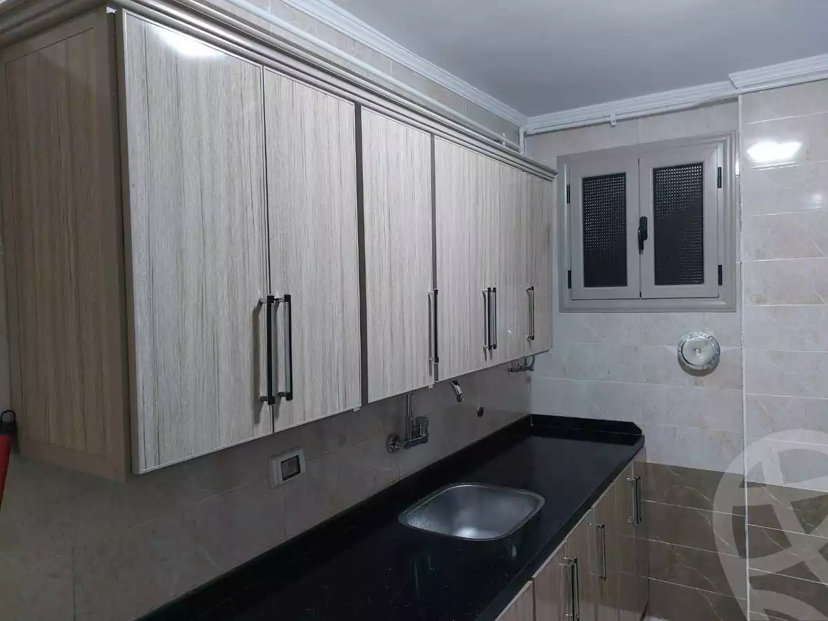 https://aqarmap.com.eg/ar/listing/6060274-for-sale-alexandria-l-jmy-lbytsh-shahr-al-assal-st