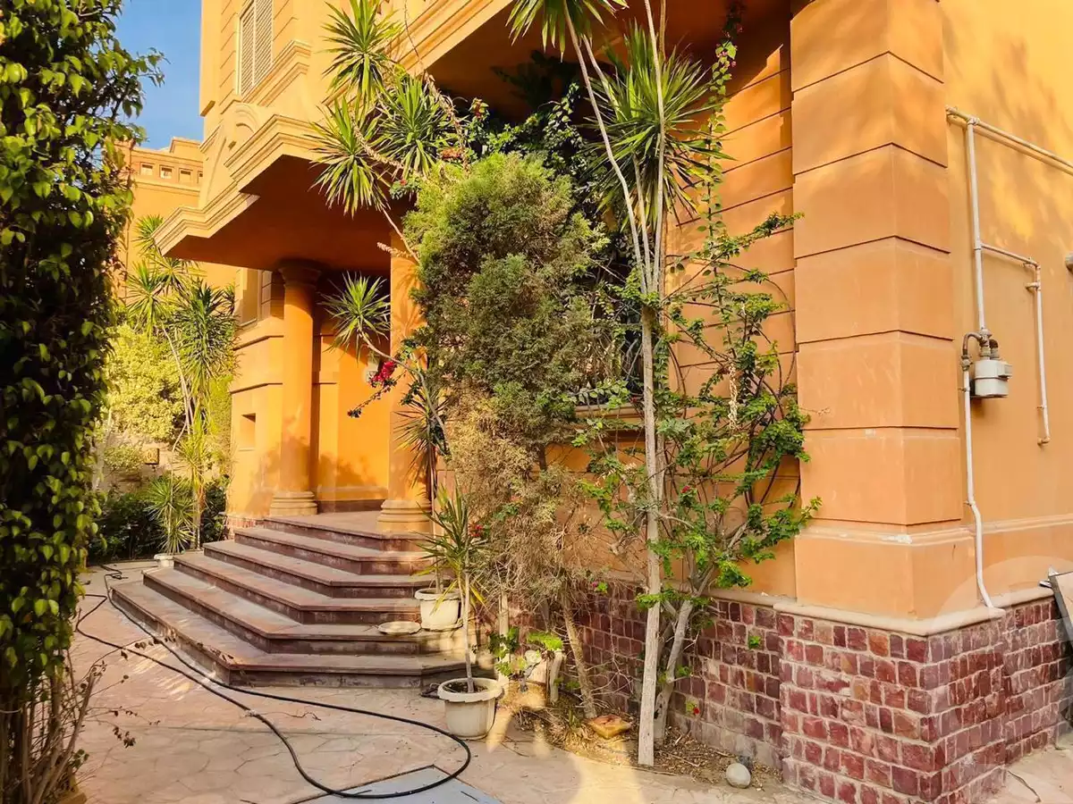 https://aqarmap.com.eg/en/listing/6062039-for-sale-cairo-el-sheikh-zayed-city-compounds