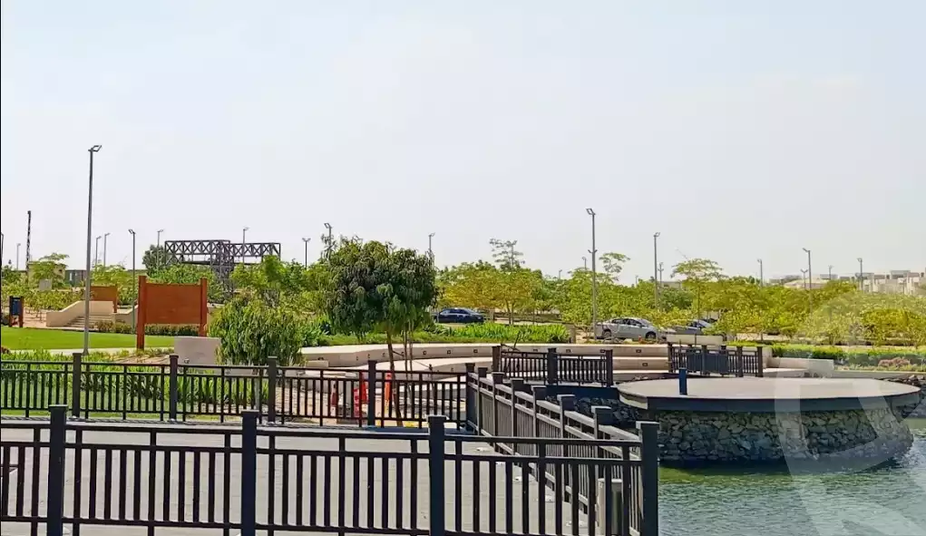https://aqarmap.com.eg/en/listing/6062556-for-sale-cairo-el-shorouk-compounds-alborouj