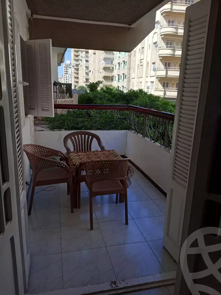 https://aqarmap.com.eg/ar/listing/6063824-for-rent-alexandria-l-jmy-shataa-el-nakheel-street-37
