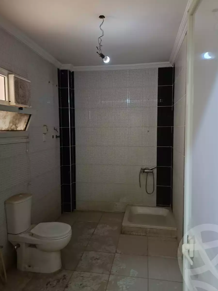 https://aqarmap.com.eg/en/listing/6063977-for-rent-cairo-mokattam-lhdb-l-ly-shareaa-9
