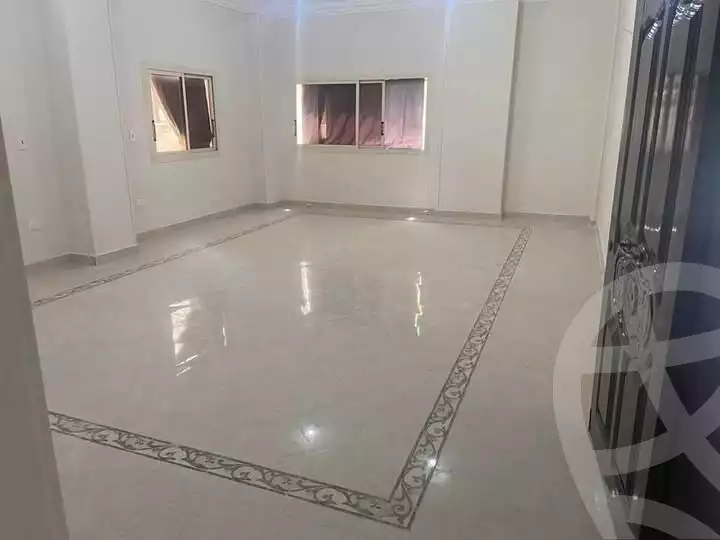 https://aqarmap.com.eg/ar/listing/6064804-for-rent-cairo-mokattam-lhdb-l-ly-shr-krym-bnwn