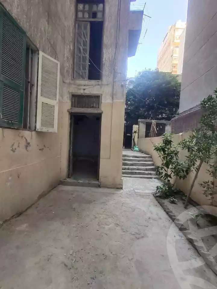 https://aqarmap.com.eg/en/listing/6065719-for-sale-alexandria-camp-cesar-salah-zouhni-st