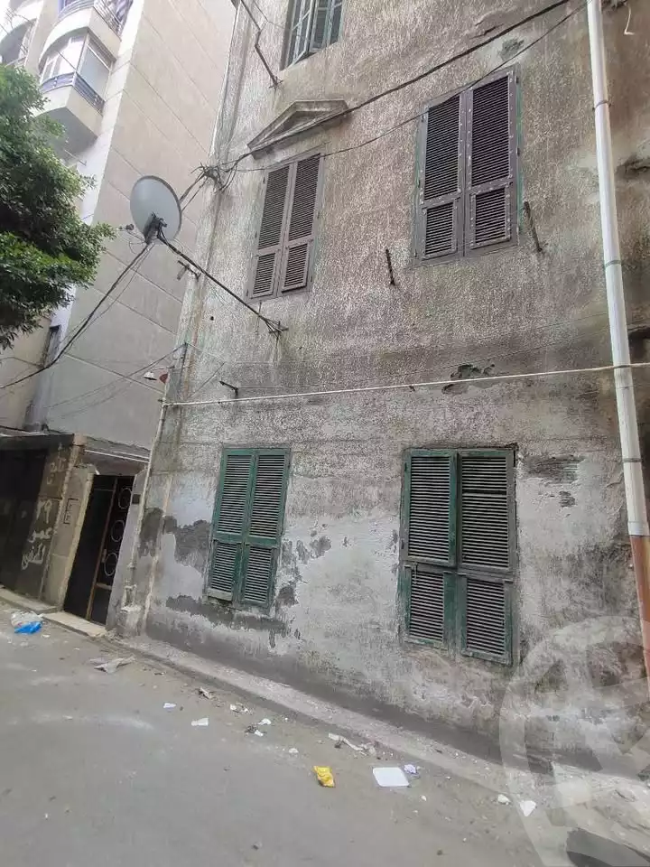 https://aqarmap.com.eg/en/listing/6065719-for-sale-alexandria-camp-cesar-salah-zouhni-st