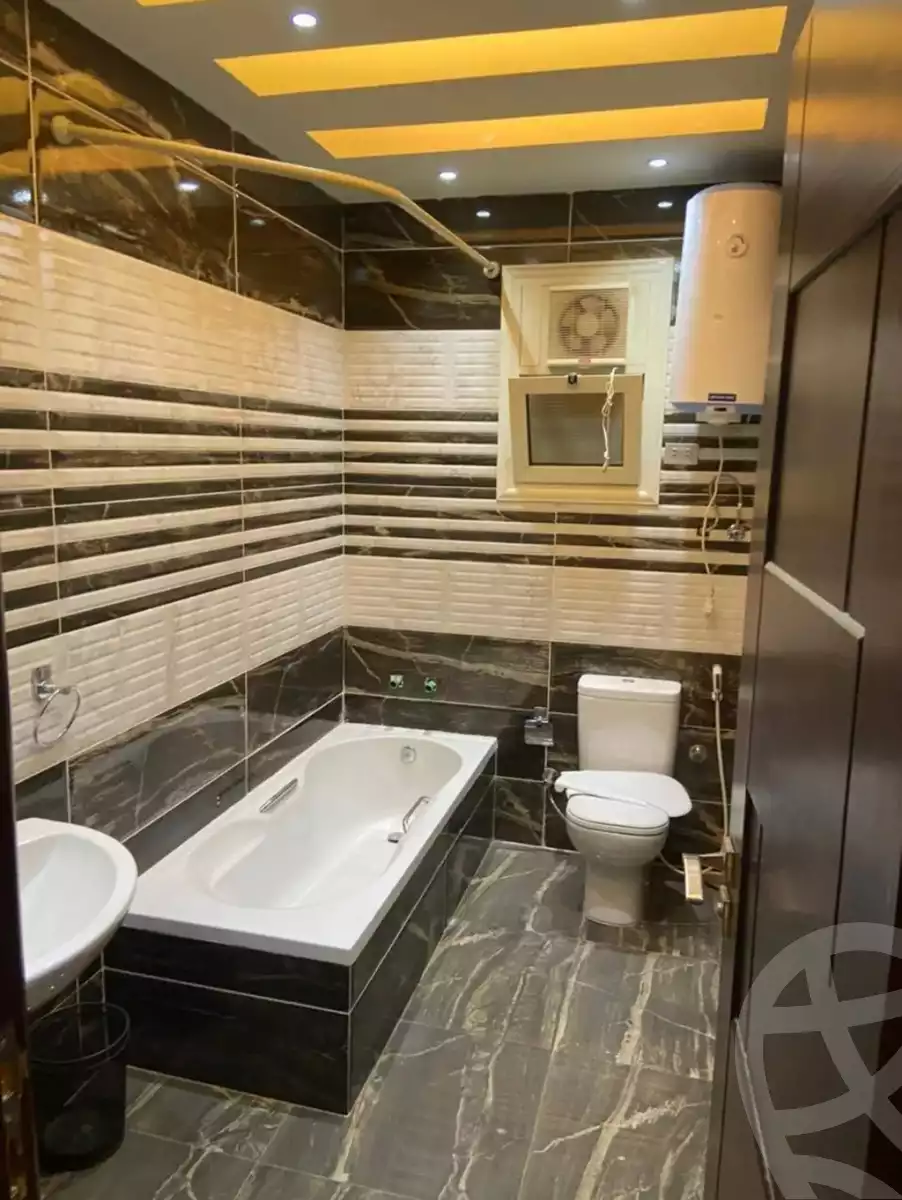 https://aqarmap.com.eg/en/listing/6065761-for-rent-cairo-mokattam-lhdb-l-ly