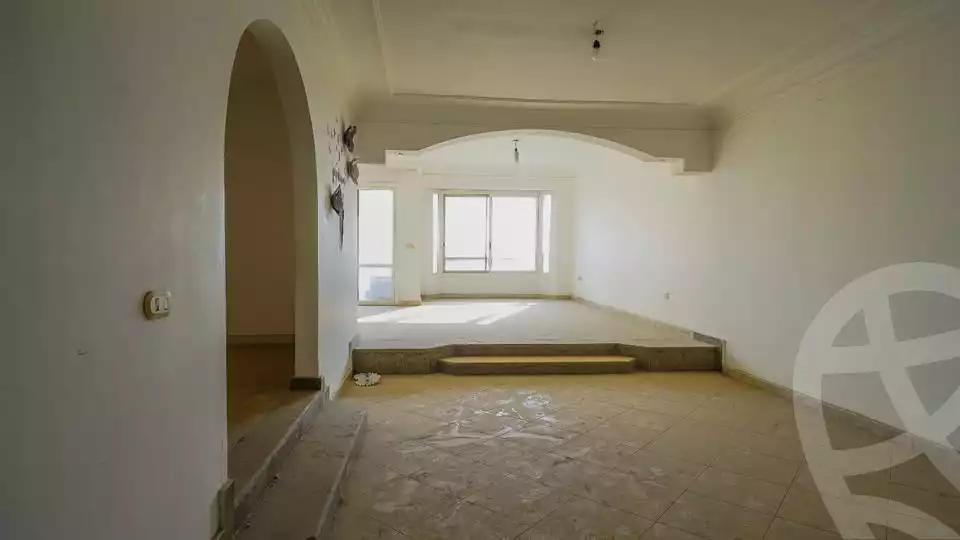 https://aqarmap.com.eg/en/listing/6067825-for-sale-cairo-mokattam-lhdb-l-ly-shareaa-9