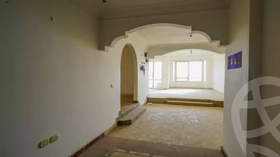 https://aqarmap.com.eg/en/listing/6067825-for-sale-cairo-mokattam-lhdb-l-ly-shareaa-9