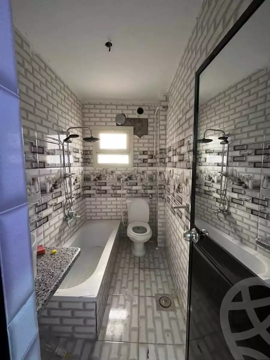 https://aqarmap.com.eg/ar/listing/6068634-for-sale-alexandria-l-jmy-lbytsh-ain-shams-st