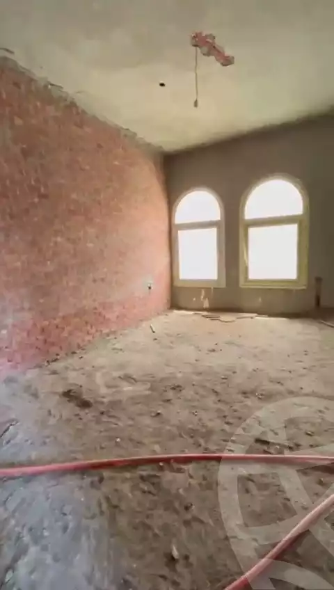 https://aqarmap.com.eg/en/listing/6069389-for-sale-cairo-el-sheikh-zayed-city-compounds-el-khamayel
