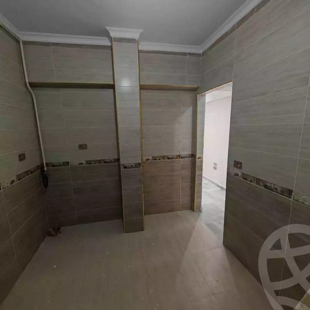 https://aqarmap.com.eg/en/listing/6069838-for-sale-cairo-6th-of-october-el-ahyaa-neighborhood-3rd-no-14-hasan-soltan-st