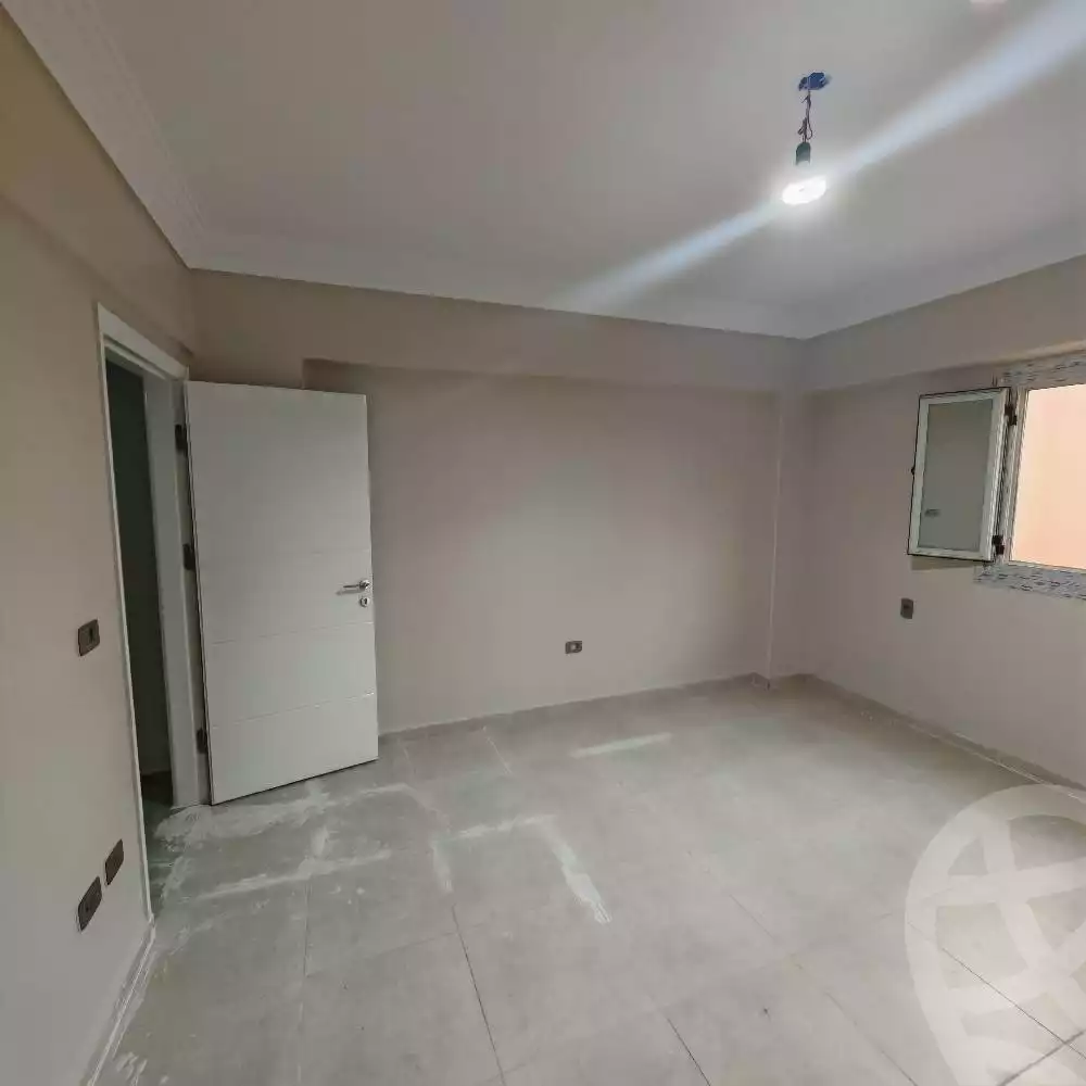 https://aqarmap.com.eg/en/listing/6069838-for-sale-cairo-6th-of-october-el-ahyaa-neighborhood-3rd-no-14-hasan-soltan-st