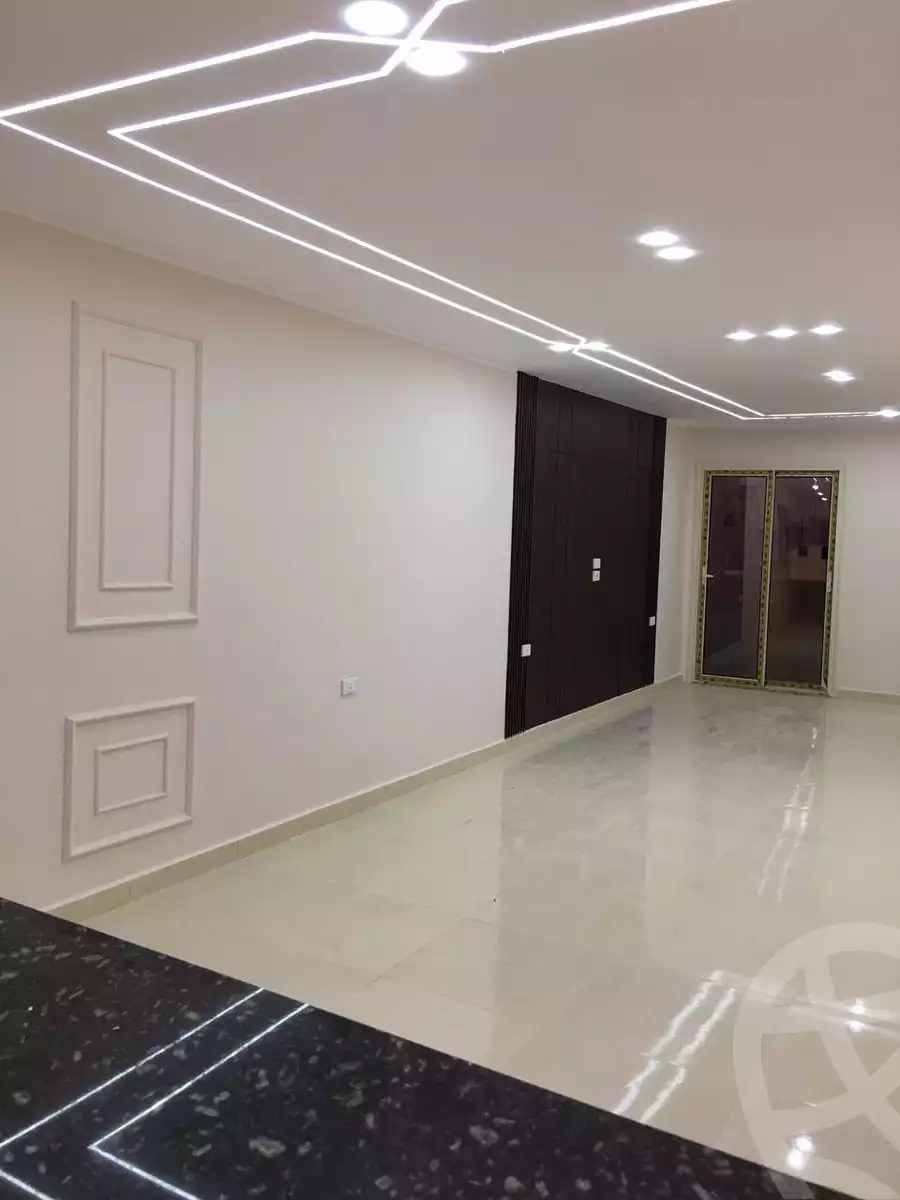 https://aqarmap.com.eg/ar/listing/6070066-for-sale-cairo-el-haram-el-maryotya-el-seesy-canal-st