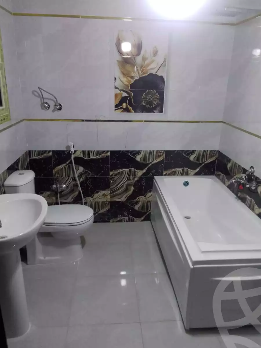 https://aqarmap.com.eg/en/listing/6072975-for-rent-cairo-helwan-helwan-el-sharkeya-borhan-st